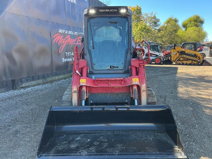 2022-takeuchi-tl12r2-image-11
