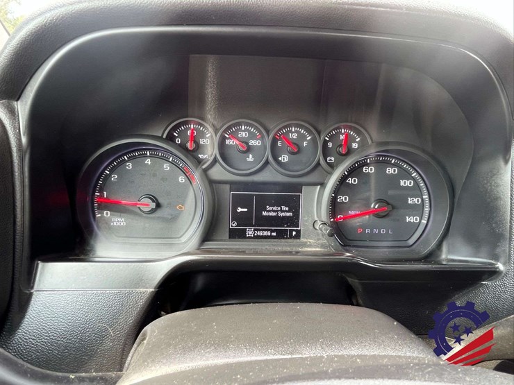 2019-chevrolet-silverado-1500-image-63