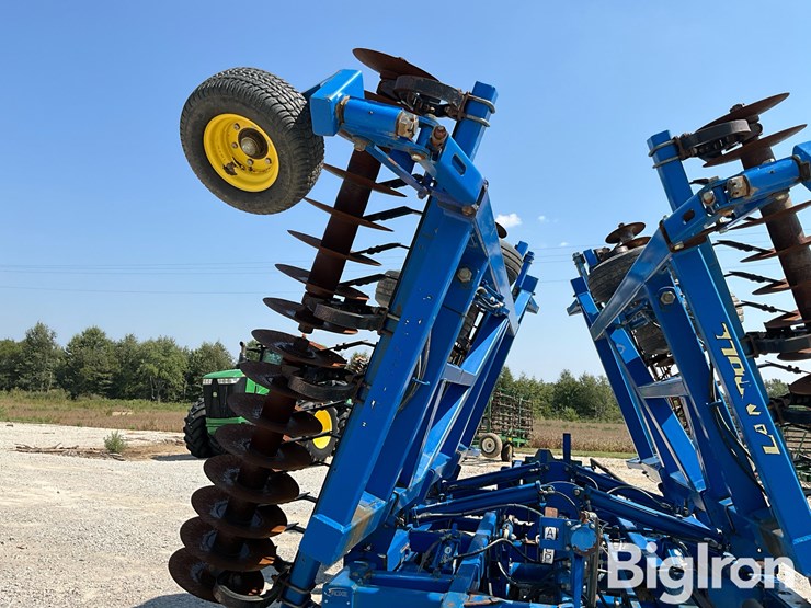 2012-landoll-7431-29-image-11
