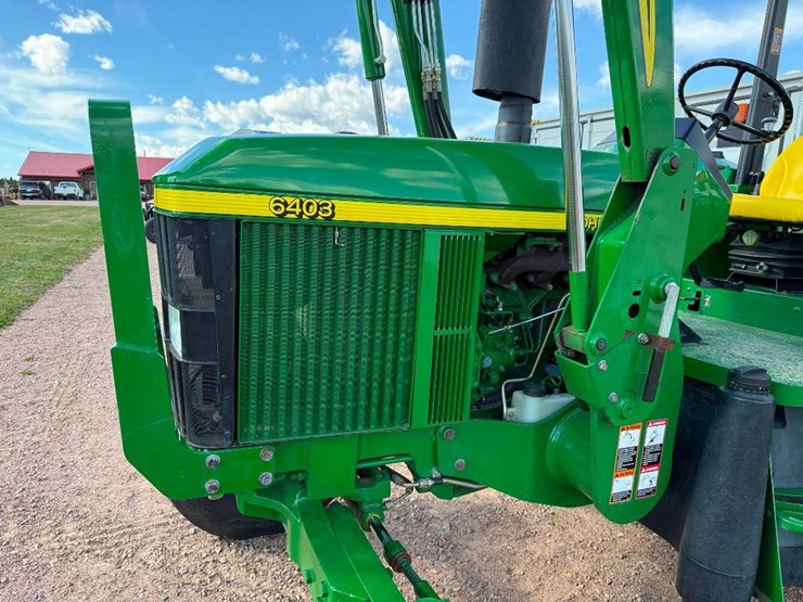 john-deere-6403-image-25