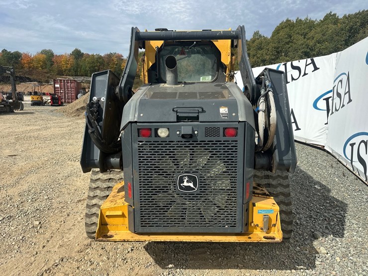 2020-deere-331g-image-4