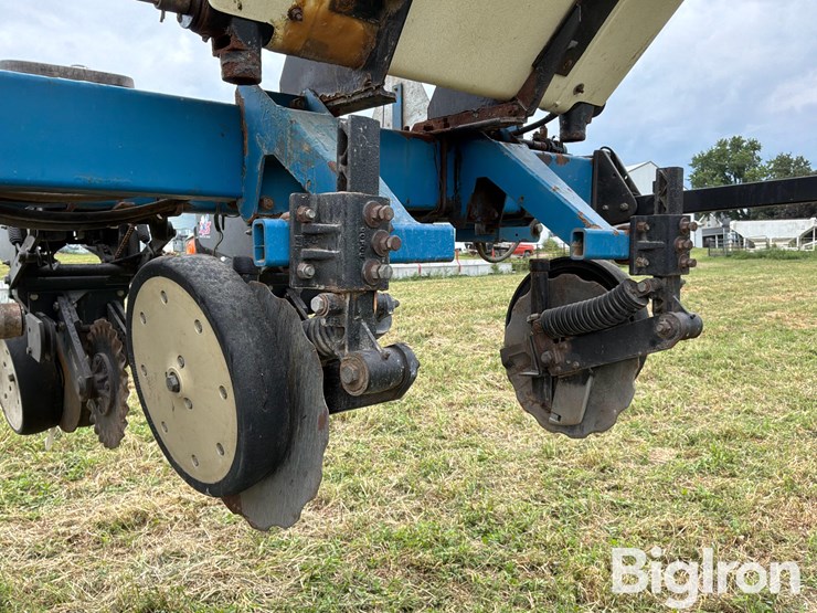 kinze-3500-image-18
