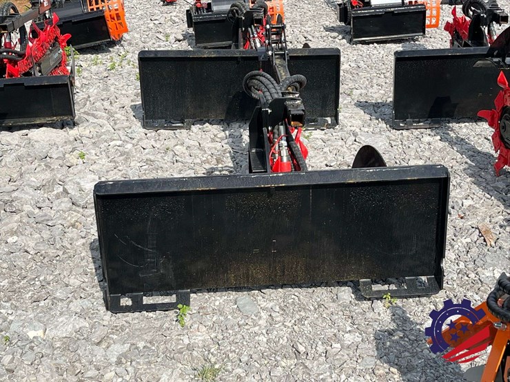 unused-2026-future-ft-d39-skid-steer-trencher-attachment-image-3