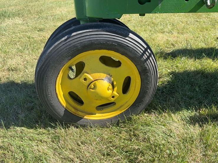 john-deere-h-image-36
