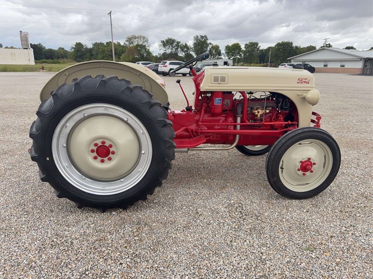 ford-8n-image-6