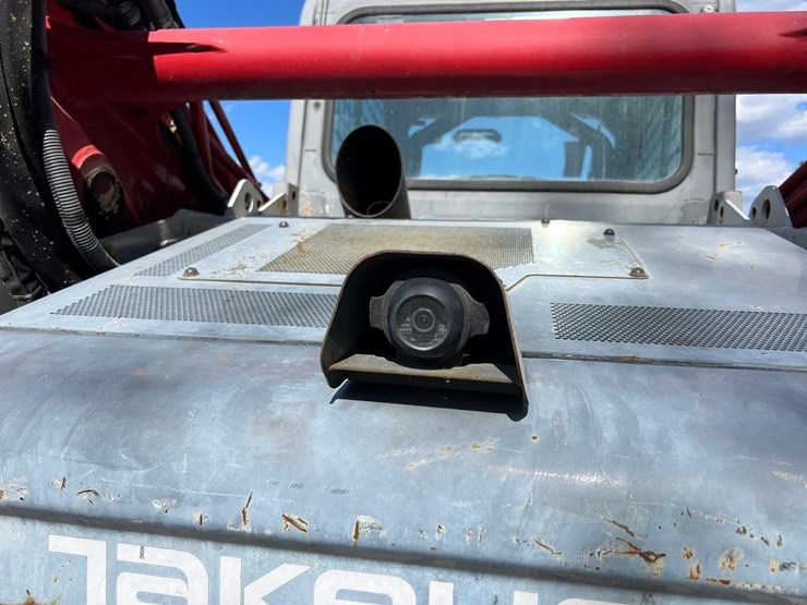 2017-takeuchi-tl12v2-image-6