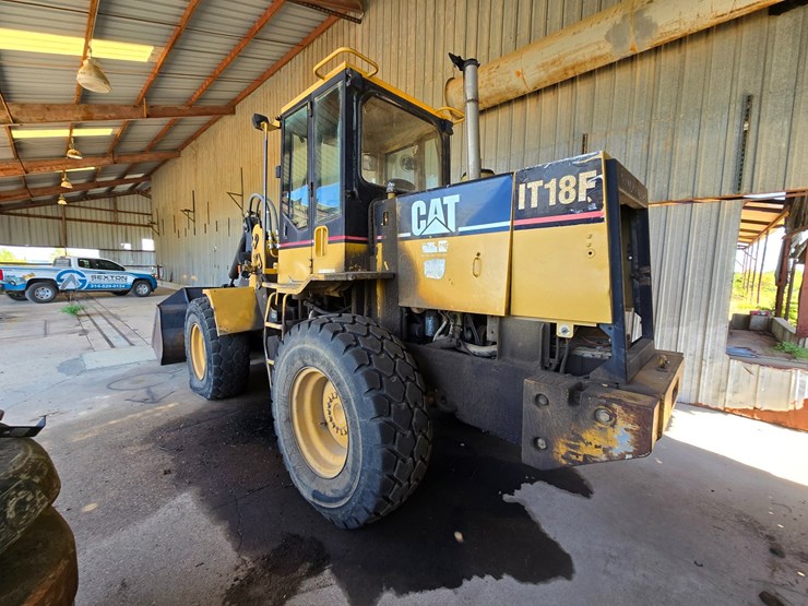 caterpillar-it18f-image-5