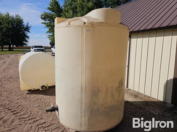 1000-gal-poly-liquid-fertilizer-tank-image-5