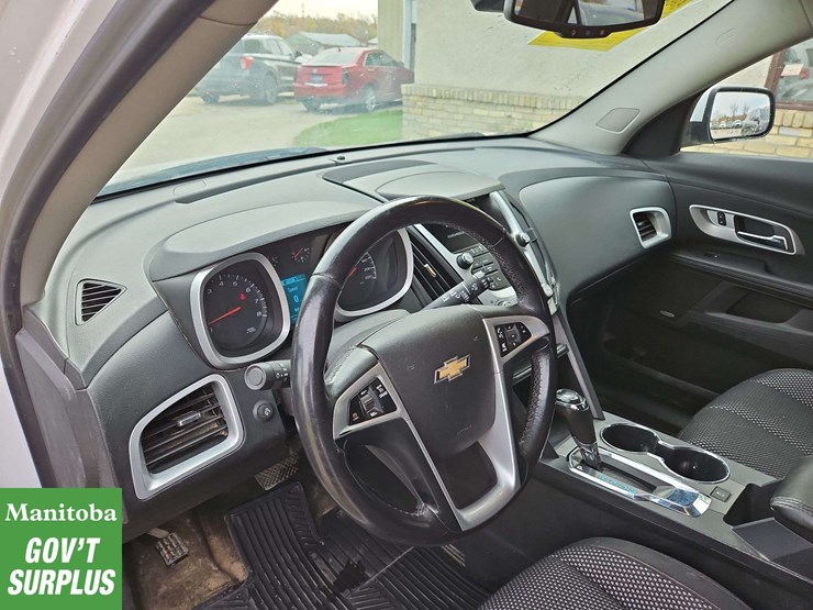 2017-chevrolet-equinox-image-17