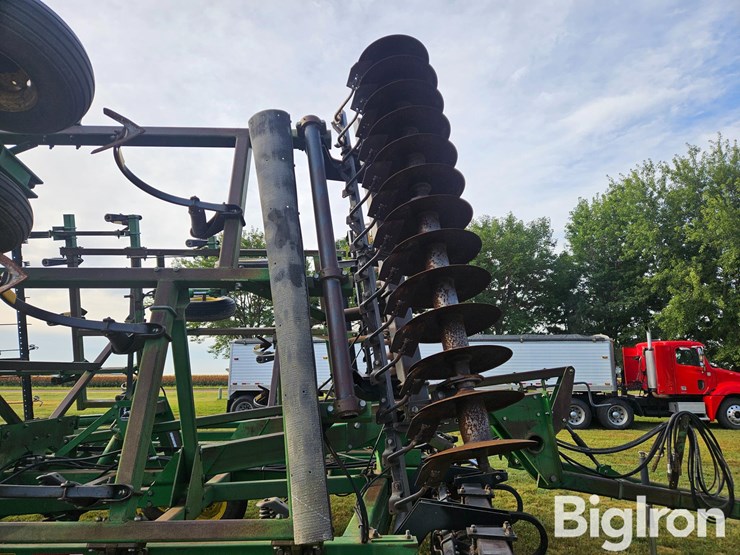 john-deere-726-image-16