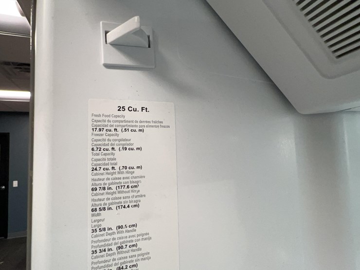 whirlpool-refrigerator-image-4