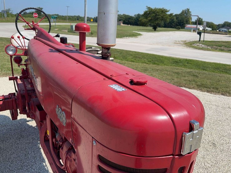 farmall-400-image-11
