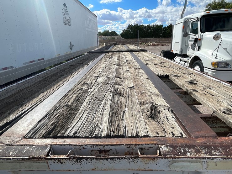#2770-•-1966-hobbs-flatbed-trailer-(has-nm-title)(offsite-at-nmsu)-image-19
