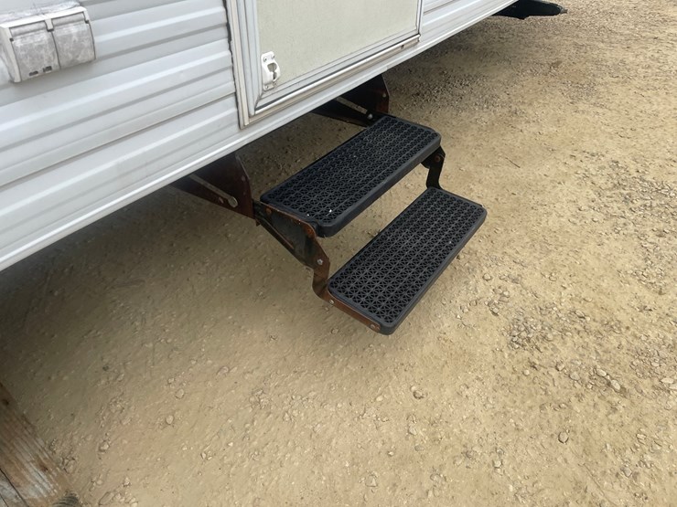 #1276-•-1998-jayco-eagle-304-camper-(has-mn-title)-image-58