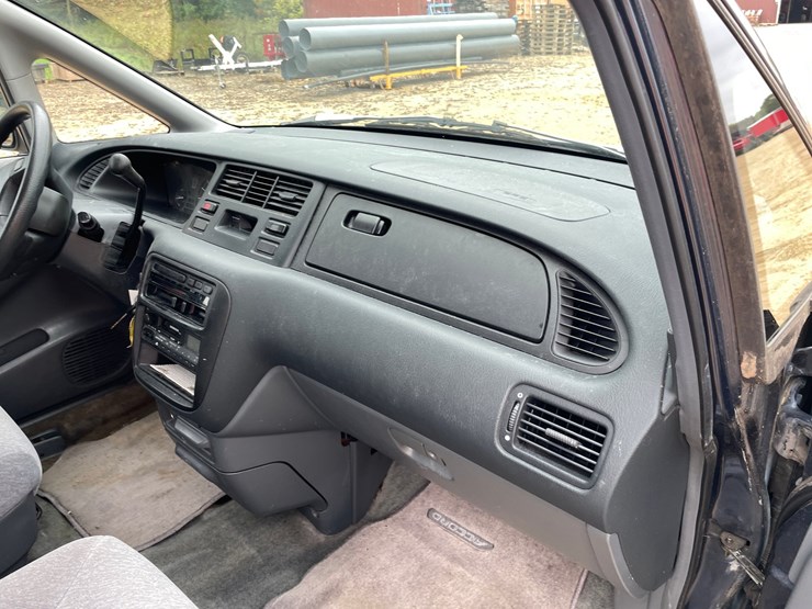 1997-honda-odyssey-image-60