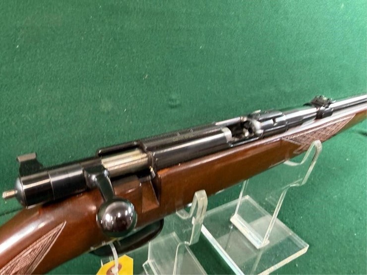 savage-anschutz-22lr-rifle-image-9