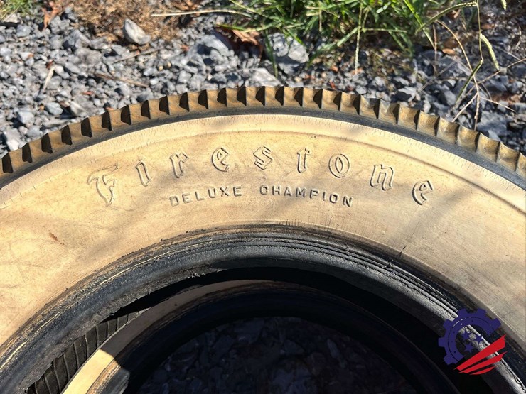 vintage-firestone-deluxe-champion-white-wall-tires-6.70-15-image-2