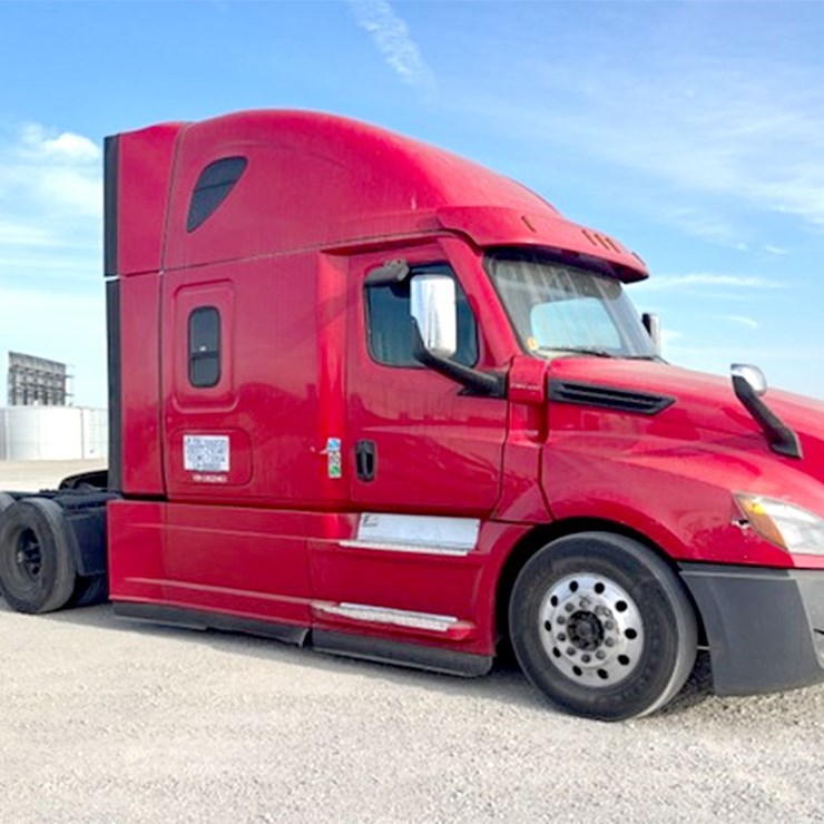 2020 FREIGHTLINER CASCADIA 126