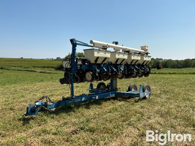 kinze-3500-image-1