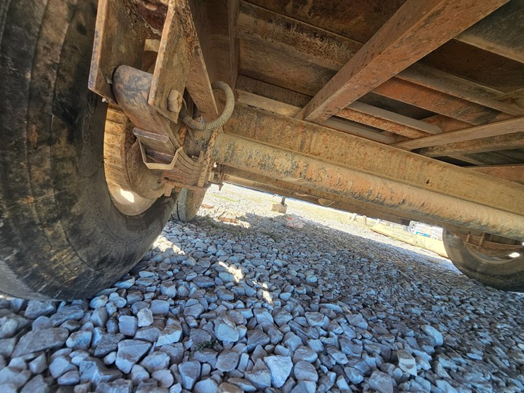load-trail-dump-image-32