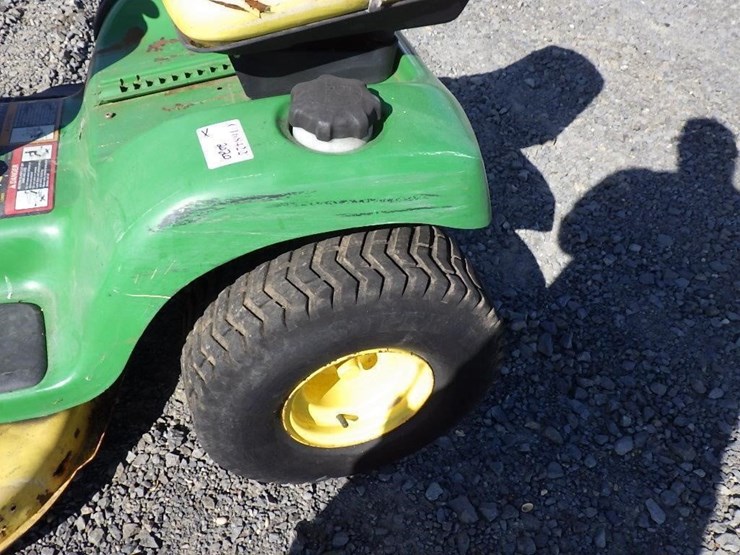 john-deere-lt190-image-10