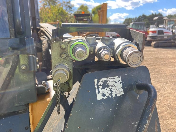 2016-deere-333e-image-13