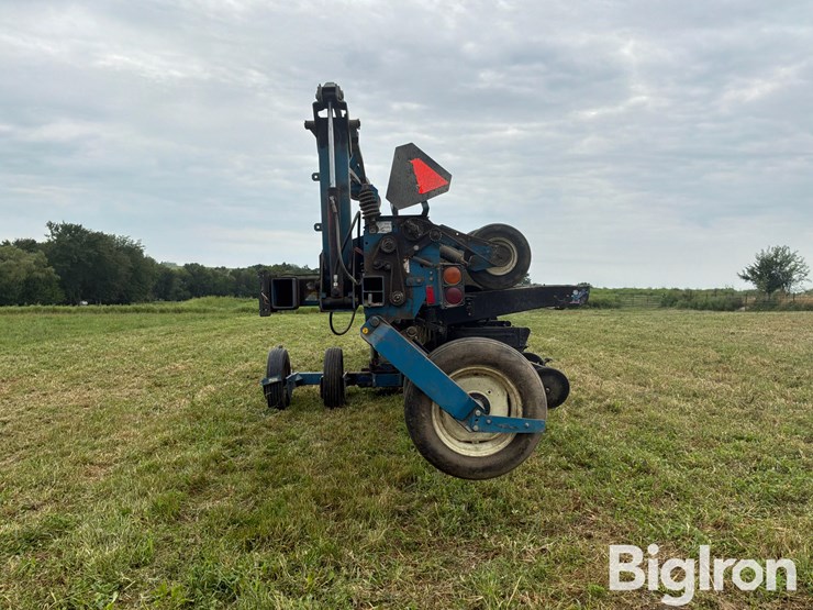 1998-kinze-2600-image-9