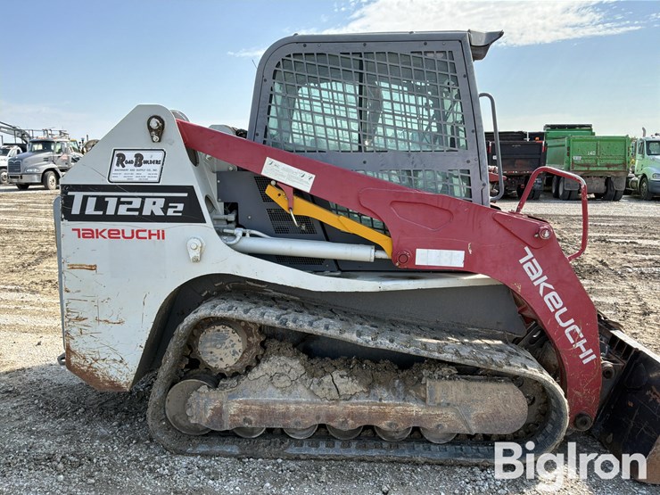 2019-takeuchi-tl12r2-image-18