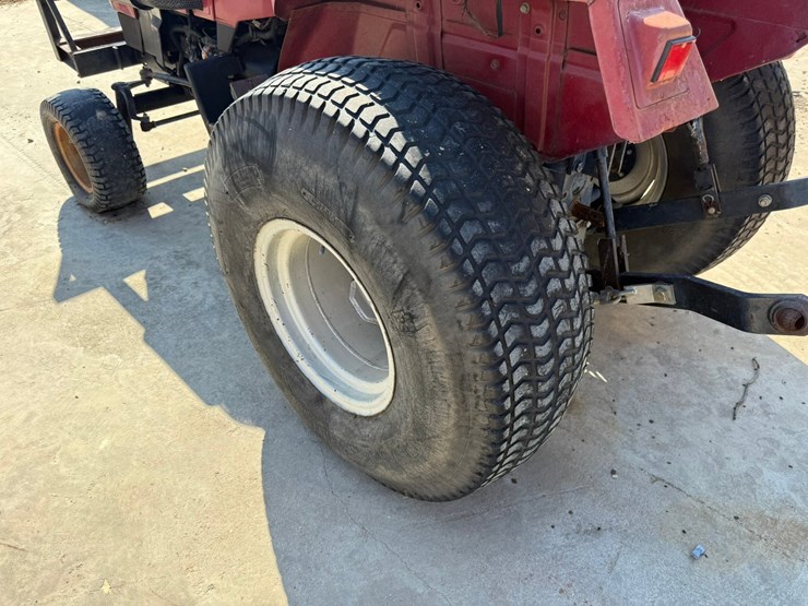 1987-case-ih-245-image-5