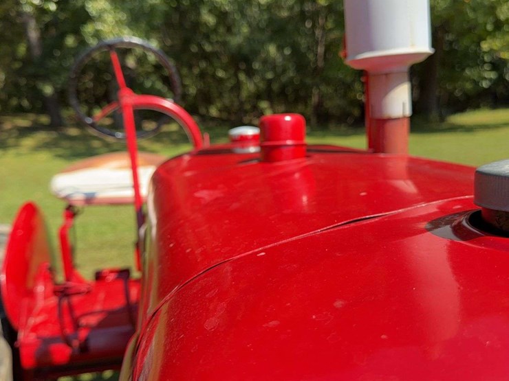 1945-farmall-b-image-16