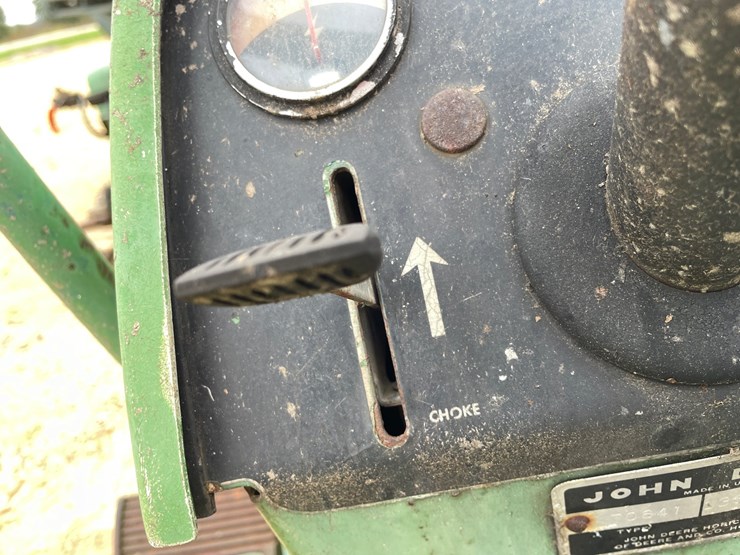 john-deere-110-image-9