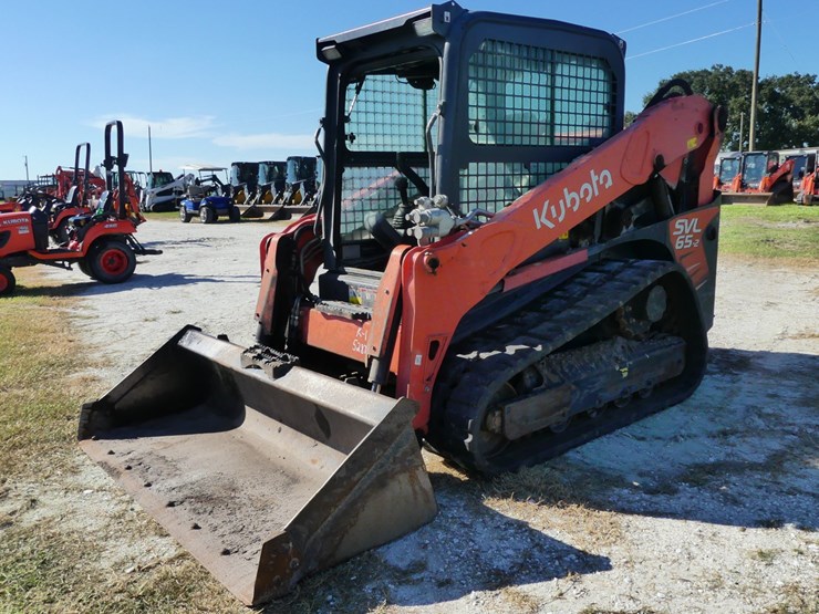 kubota-svl65-2-image-2