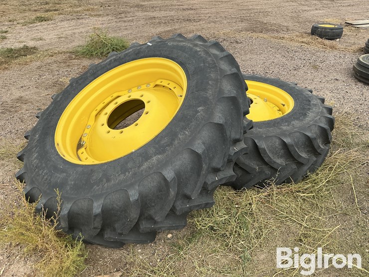 john-deere-420-image-1