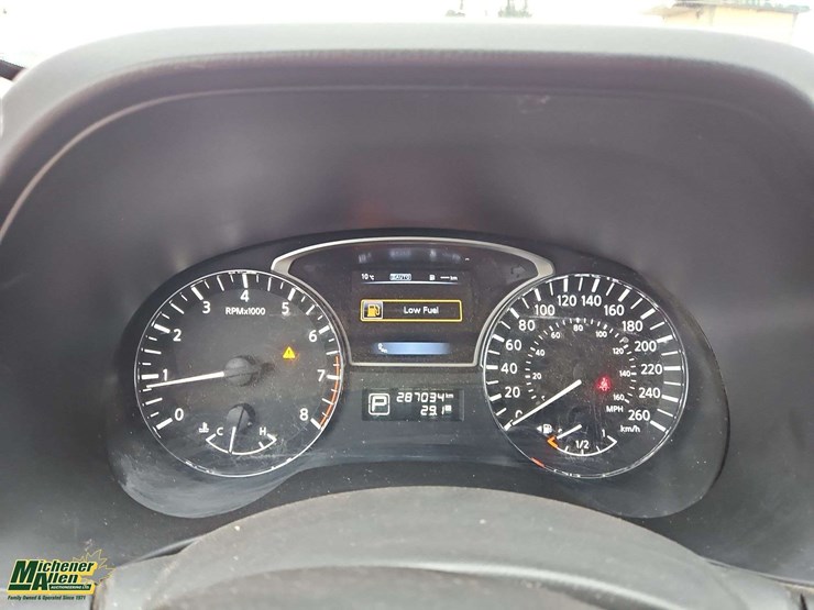 2015-nissan-pathfinder-image-18