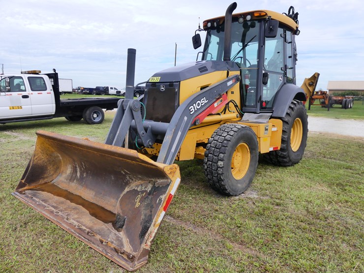 deere-310sl-image-1
