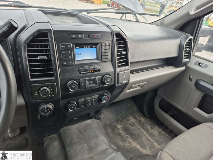 2019-ford-f150-image-12