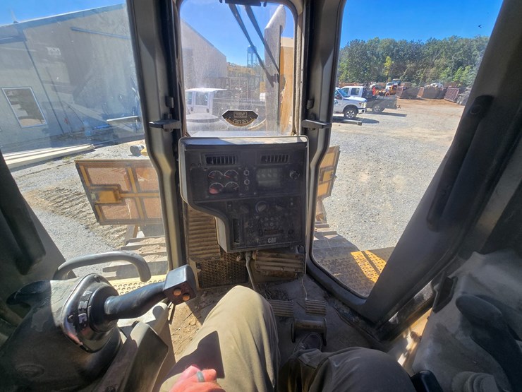 caterpillar-d6r-image-51
