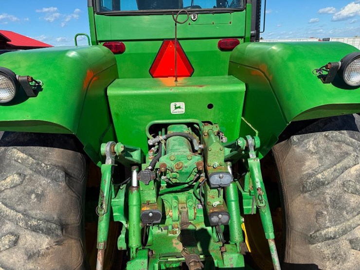 john-deere-8450-image-22