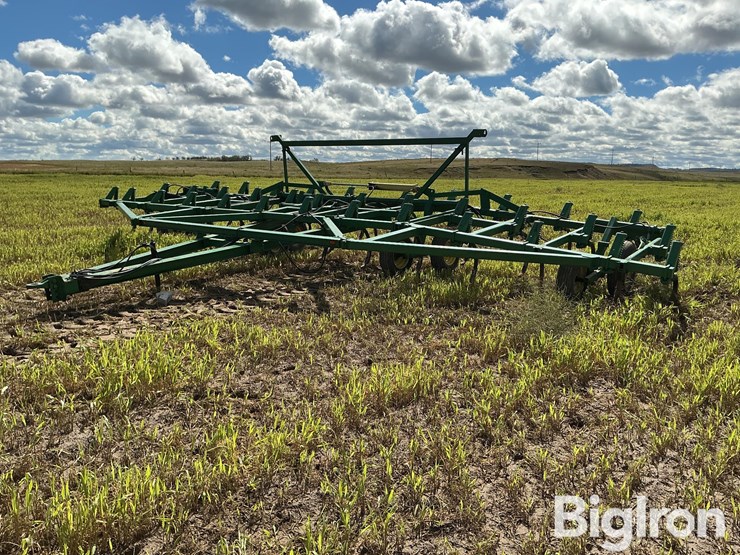 john-deere-1610-image-1