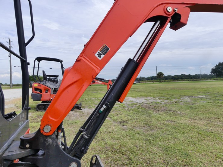 kubota-u27-4-image-13