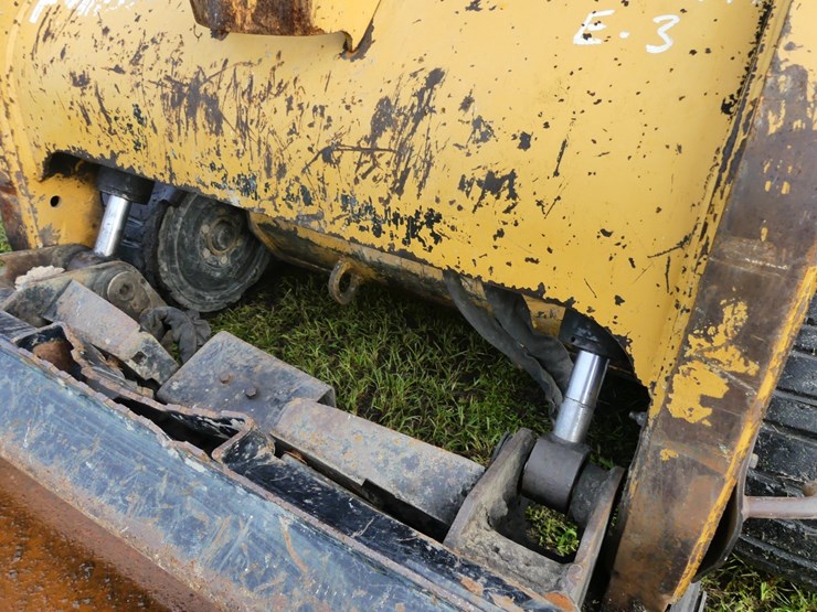 caterpillar-287c-image-12