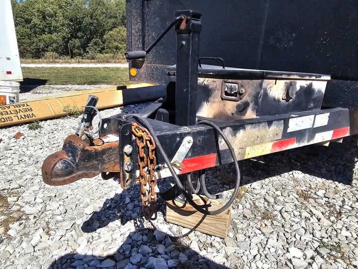 load-trail-dump-image-16