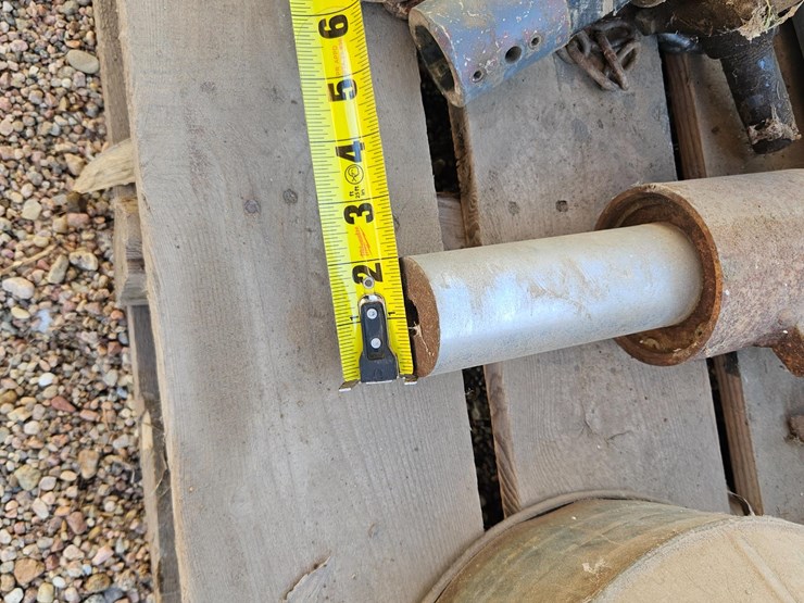 electric-grease-gun,-hydraulic-cylinder-and-other-items-image-13
