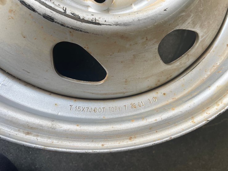 #3033-•-(3)-metal-rims-image-8