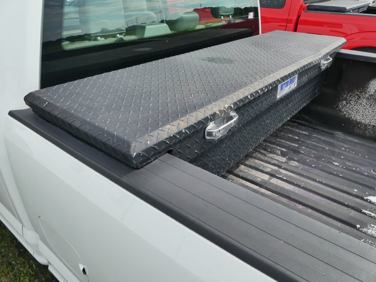 2017-ford-f250-xl-image-8