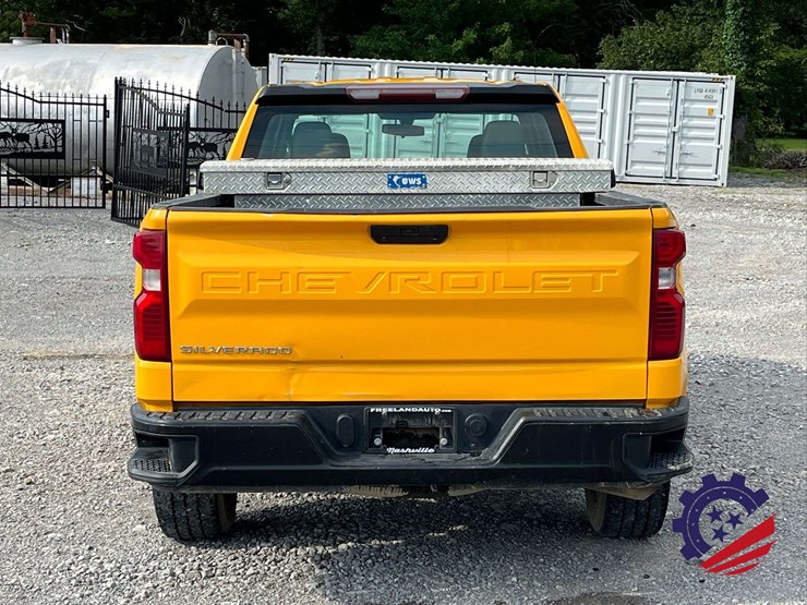 2019-chevrolet-silverado-1500-image-24