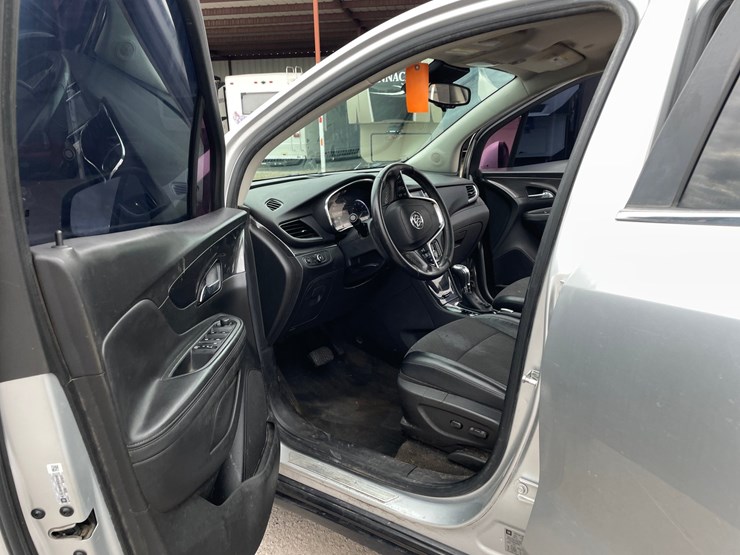 2017-buick-encore-image-21