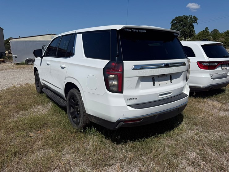 2021-chevrolet-tahoe-image-4