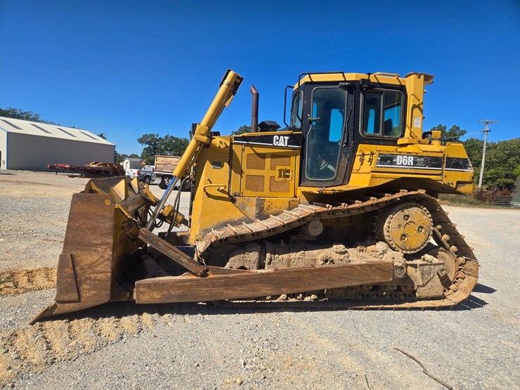 caterpillar-d6r-image-4