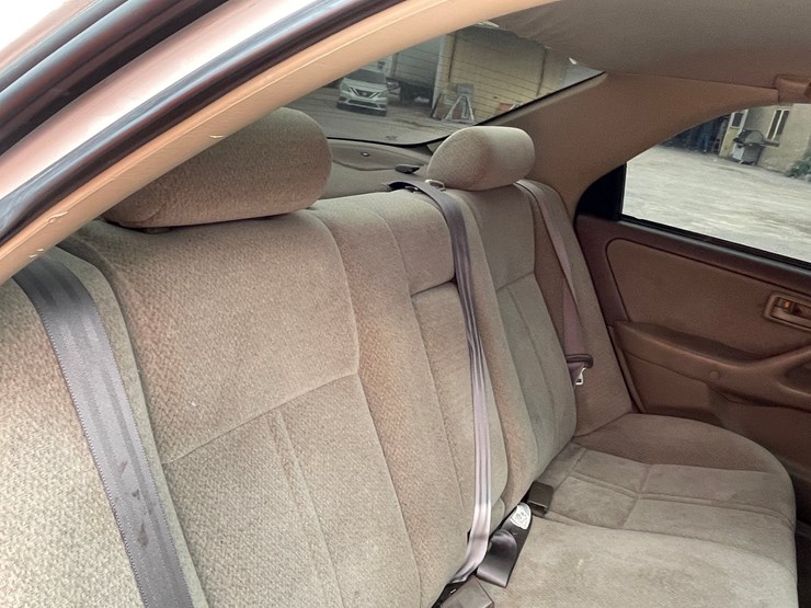 #2768-•-2001-toyota-camry-(title-in-delay)-image-94